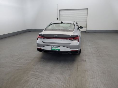 Used 2023 Hyundai Elantra SEL w/ Convenience Package FWD image 7