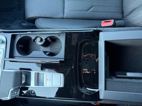 Used 2023 Audi A8 L 3.0T w/ Luxury Package image 24