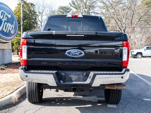 Used 2018 Ford F250 Lariat w/ Lariat Ultimate Package image 4