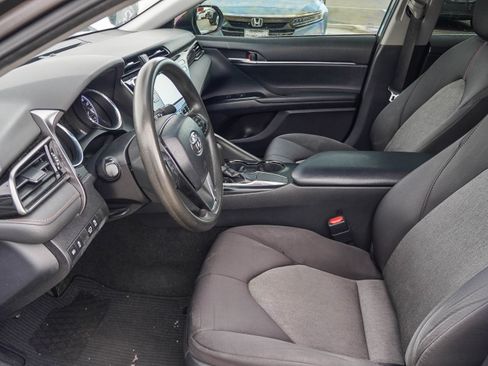 Used 2019 Toyota Camry LE w/ Carpet Mat Package FWD image 17