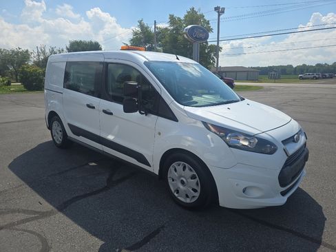Used 2014 Ford Transit Connect XLT image 4
