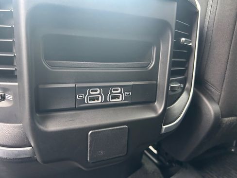 Used 2023 RAM 1500 Big Horn image 36