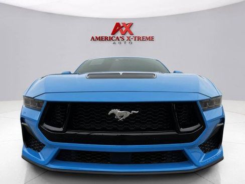 Used 2025 Ford Mustang GT RWD image 9