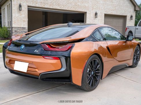Used 2019 BMW i8 Coupe AWD/4WD image 8