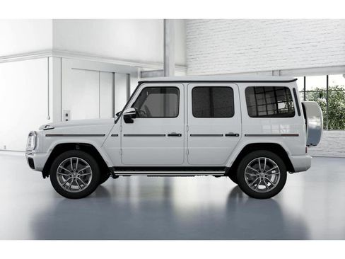 New 2026 Mercedes-Benz G 550 image 32