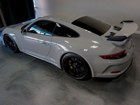 Used 2018 Porsche 911 GT3 image 54