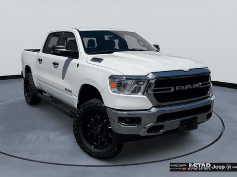 Used 2023 RAM 1500 Big Horn AWD/4WD image 3