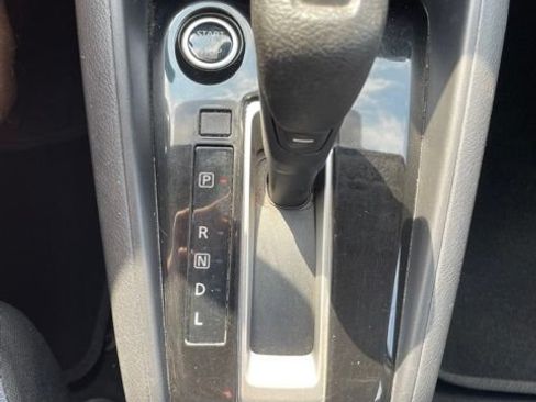 Used 2023 Nissan Versa SV FWD image 40