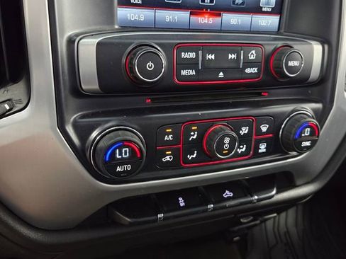 Used 2015 GMC Sierra 1500 SLE w/ SLE Value Package AWD/4WD image 21