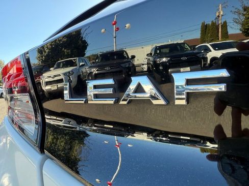 Used 2018 Nissan Leaf S w/ S Charge Package image 11