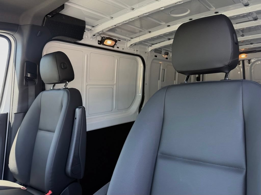 New 2026 Mercedes-Benz Sprinter 2500 image 24