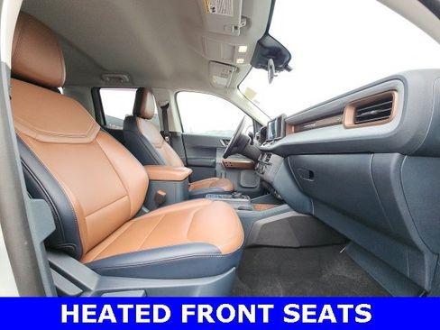 Used 2023 Ford Maverick Lariat w/ Lariat Luxury Package image 16