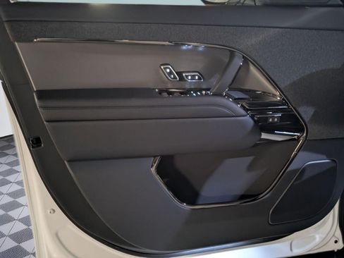 New 2026 Land Rover Range Rover Sport SE AWD/4WD image 22