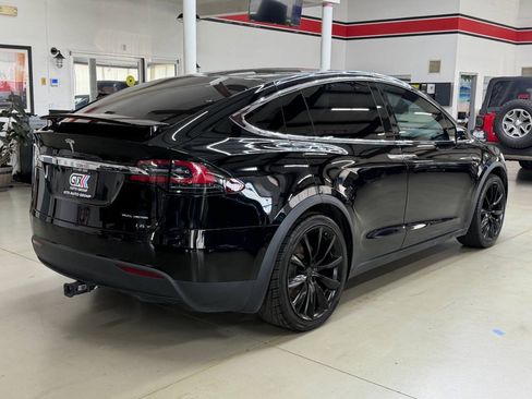 Used 2020 Tesla Model X AWD/4WD image 2