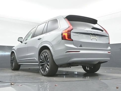 New 2026 Volvo XC90 B6 Plus w/ Protection Package Premier image 43