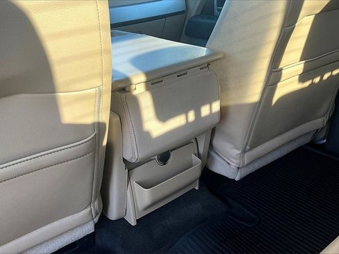 Used 2012 Ford F150 Lariat image 11