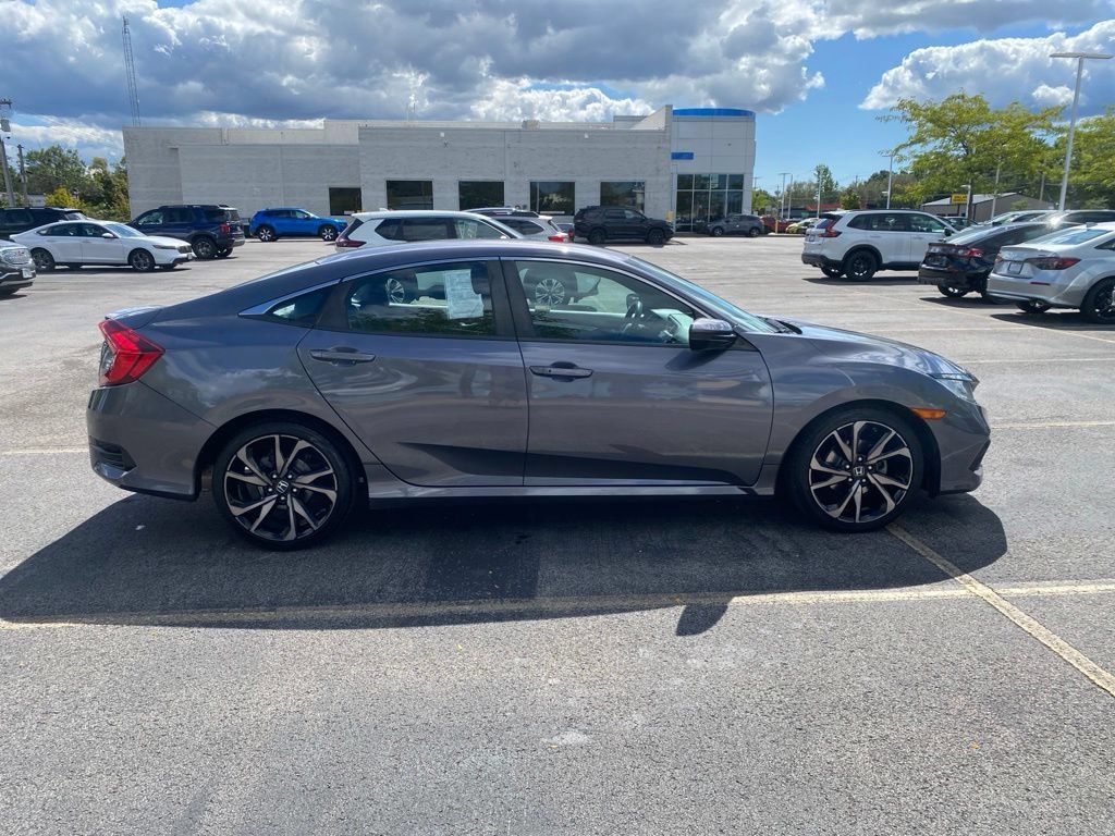 Used 2019 Honda Civic Sport image 10