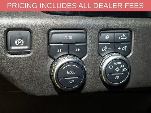 Used 2024 GMC Sierra 1500 SLT AWD/4WD image 15