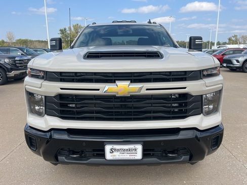 New 2026 Chevrolet Silverado 2500 Custom w/ Custom Value Package image 12