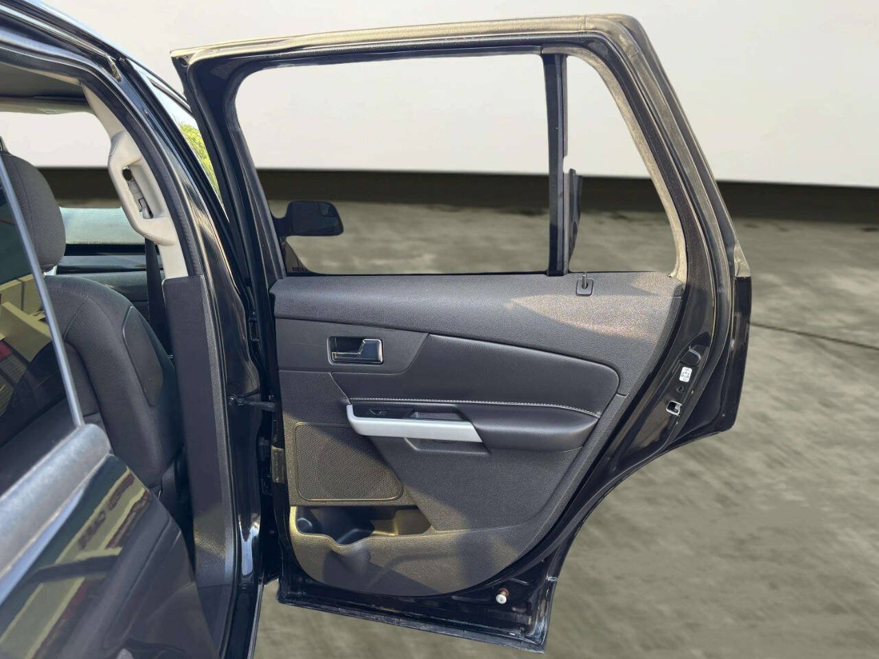 Used 2014 Ford Edge SE w/ Equipment Group 101A FWD image 16