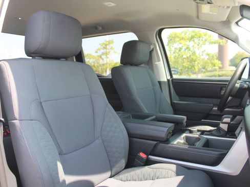 Used 2022 Toyota Tundra SR5 image 21