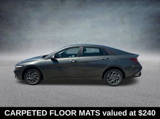 Used 2025 Hyundai Elantra Hybrid FWD video 2