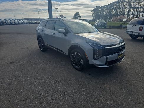 New 2026 Kia Sportage SX AWD/4WD image 8