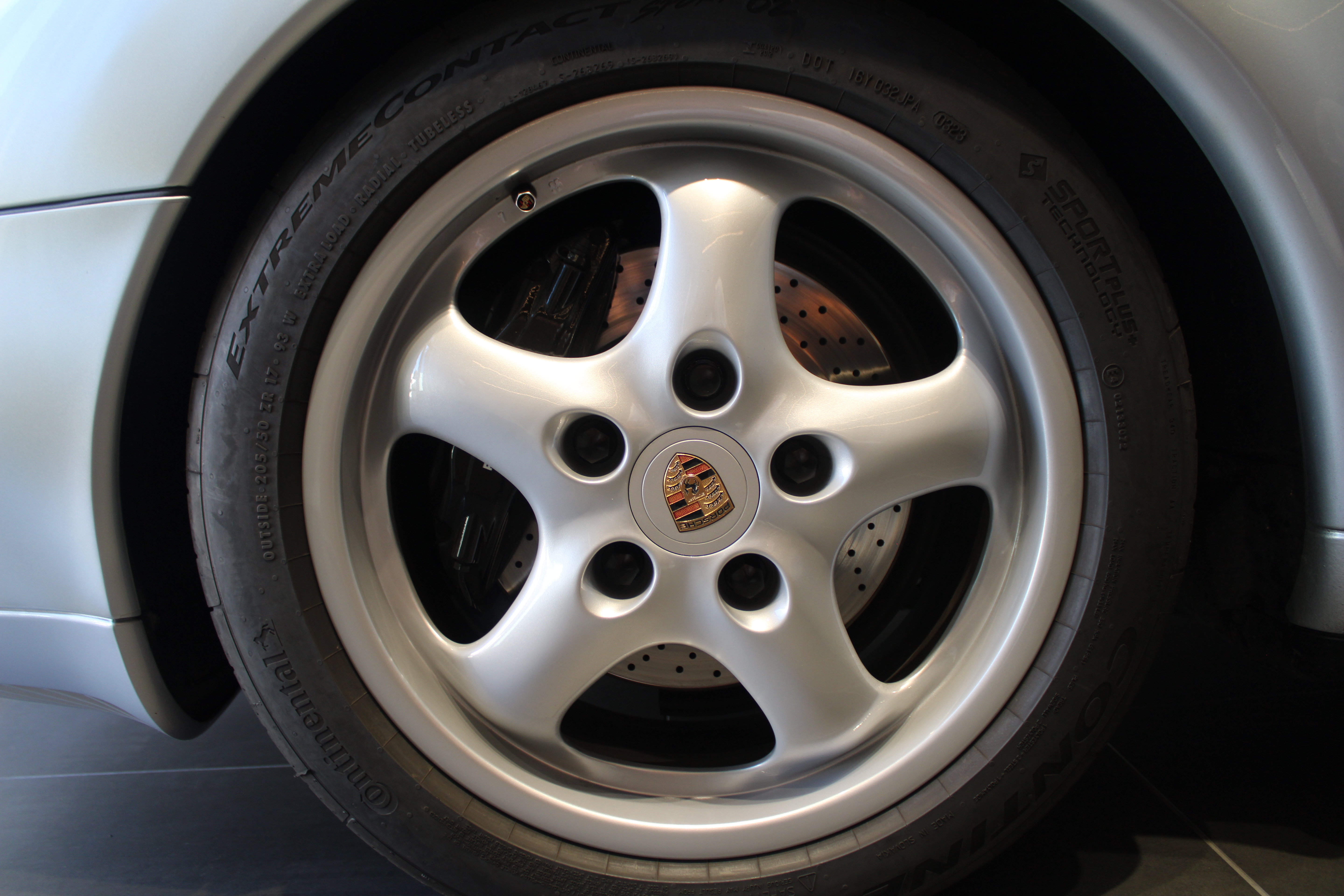 Used 1996 Porsche 911 Carrera RWD image 51