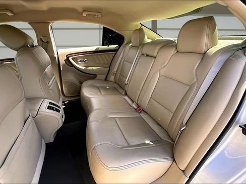 Used 2013 Ford Taurus Limited FWD image 25