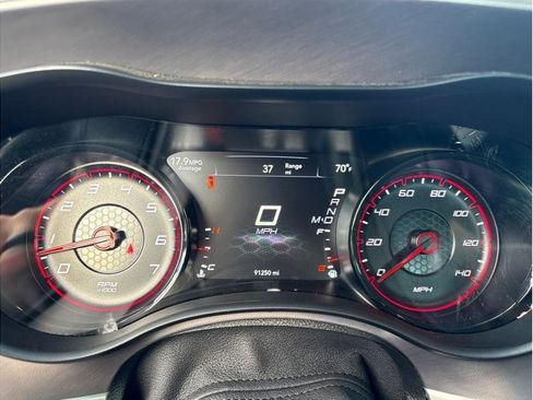 Used 2020 Dodge Charger SXT w/ Blacktop Package image 15