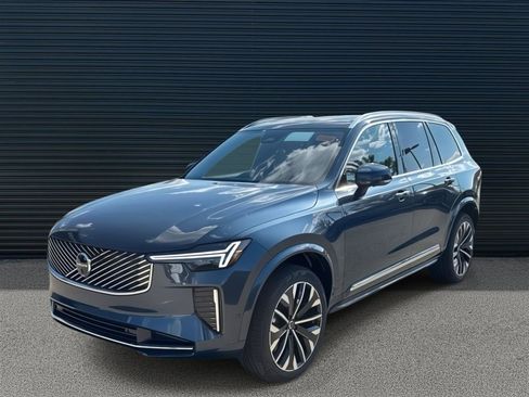 New 2026 Volvo XC90 B5 Plus w/ Protection Package image 1