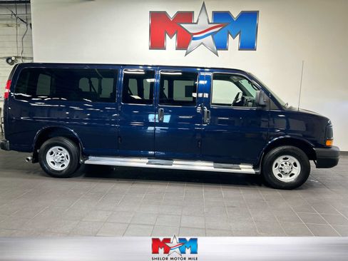 Used 2014 Chevrolet Express 3500 LS RWD image 1
