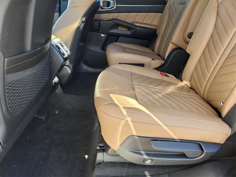 New 2026 Kia Sorento SX Prestige w/ Olive Brown Leather Package image 9