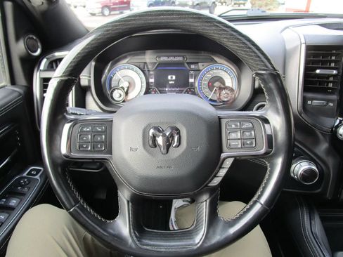 Used 2022 RAM 2500 Limited AWD/4WD image 24