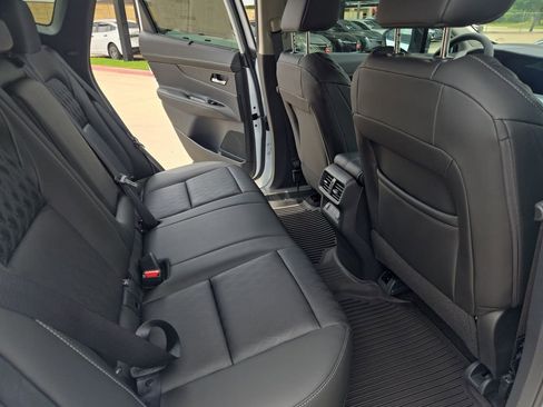 New 2026 Nissan Murano Platinum w/ Cargo Package AWD/4WD image 15