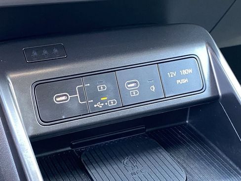 Used 2024 Hyundai Kona SEL w/ Convenience Package FWD image 21