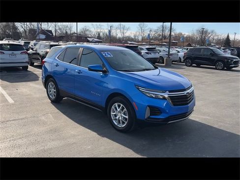 Certified 2024 Chevrolet Equinox LT w/ LPO, Floor Liner Package image 2