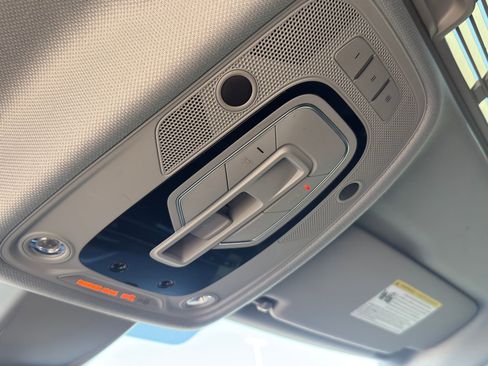 Used 2018 Audi A4 2.0T Premium image 26