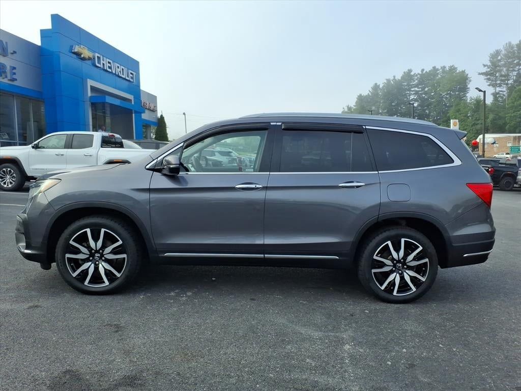 Used 2019 Honda Pilot Touring image 2