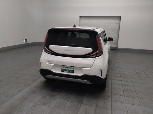 Used 2025 Kia Soul LX image 7