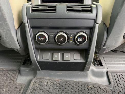 Certified 2023 Land Rover Defender 110 SE image 16