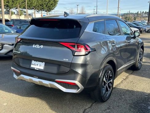 Used 2023 Kia Sportage EX image 5