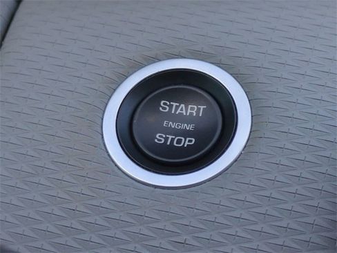 Used 2023 Land Rover Range Rover Evoque S image 35