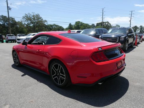 Used 2021 Ford Mustang Premium RWD image 8