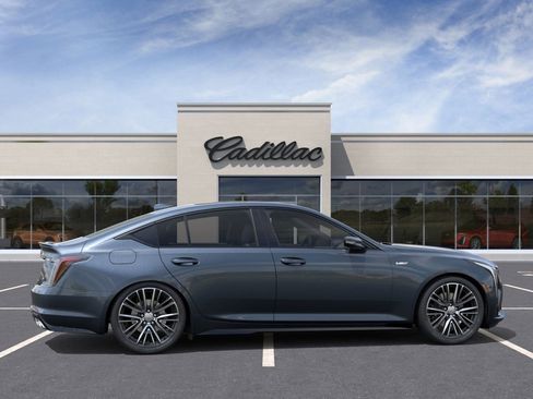 New 2026 Cadillac CT5 V image 5