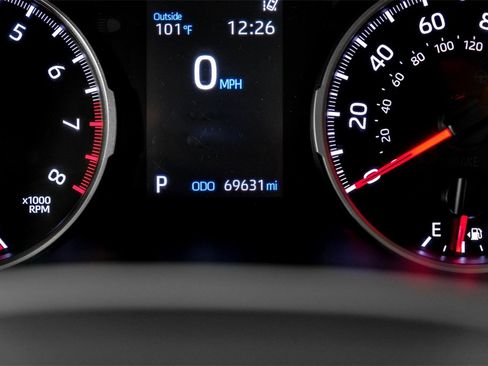 Used 2021 Toyota RAV4 XLE Premium image 19