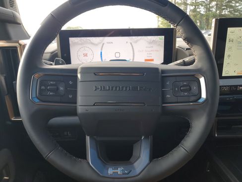 New 2025 GMC Hummer EV 2X image 21