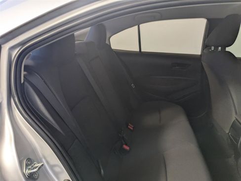 Used 2022 Toyota Corolla LE image 21