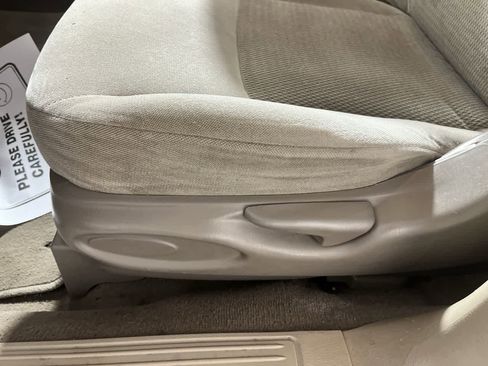 Used 2005 Ford Taurus SE image 13