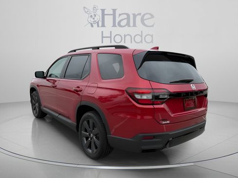 Used 2026 Honda Pilot Sport image 3
